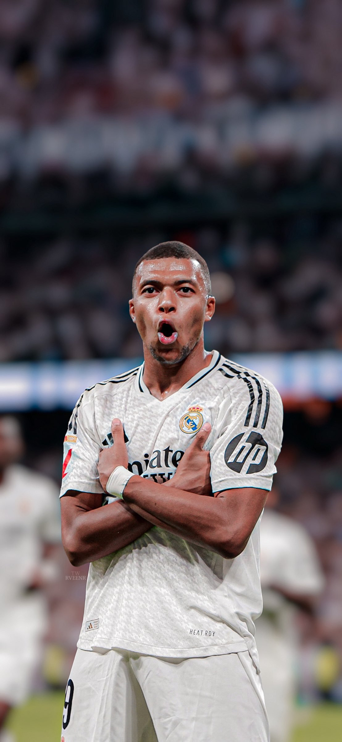 罗体：齐尔克泽愿意加盟罗马，但罗马先租后买报价被曼联拒绝（罗马体育报：齐尔克泽愿投罗马，曼联驳回罗马先租后买提议）