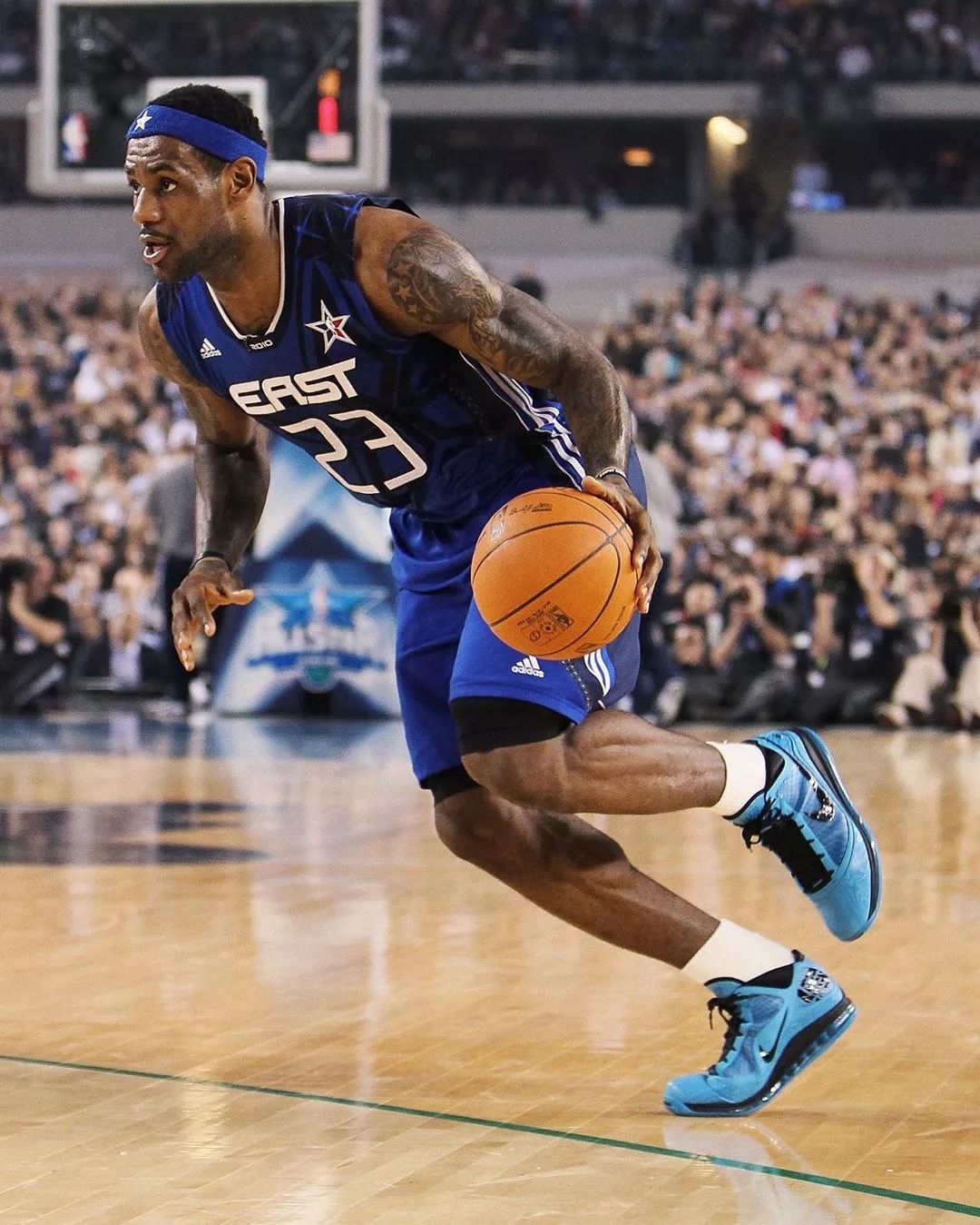 提前1轮上岸！梅州2-2英博，三镇和新鹏城确定保级成功（梅州2-2英博，三镇与新鹏城提前一轮锁定保级）