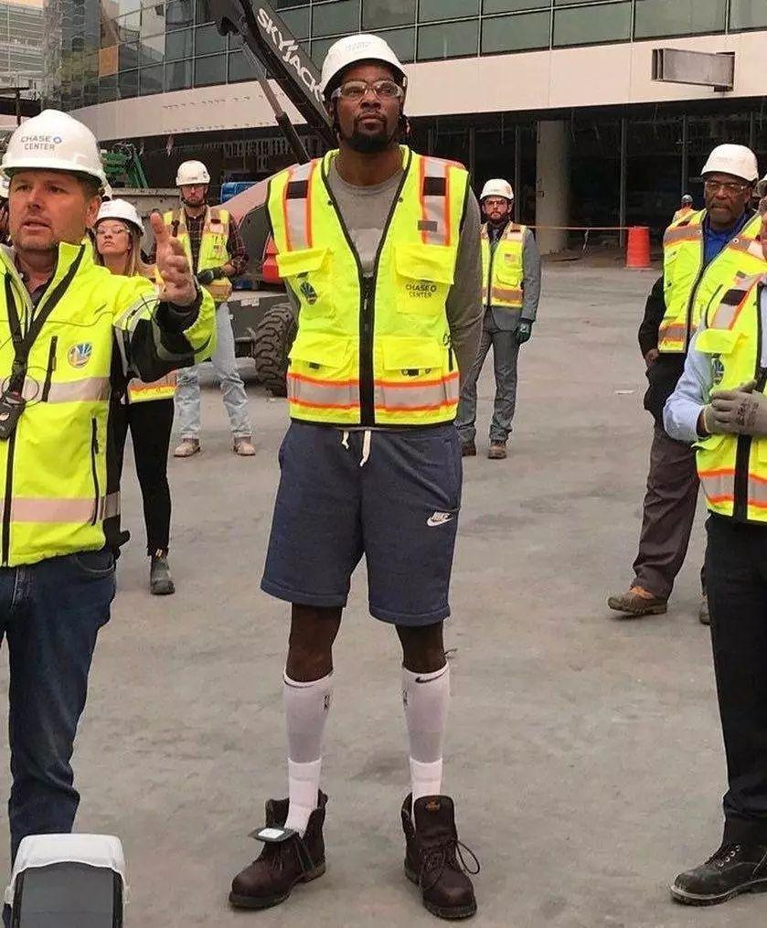 黑马奇迹！泰州常规赛第6，淘汰赛点球连克前三名夺得冠军（神奇黑马！泰州常规赛第六，淘汰赛点球连斩前三强捧杯）