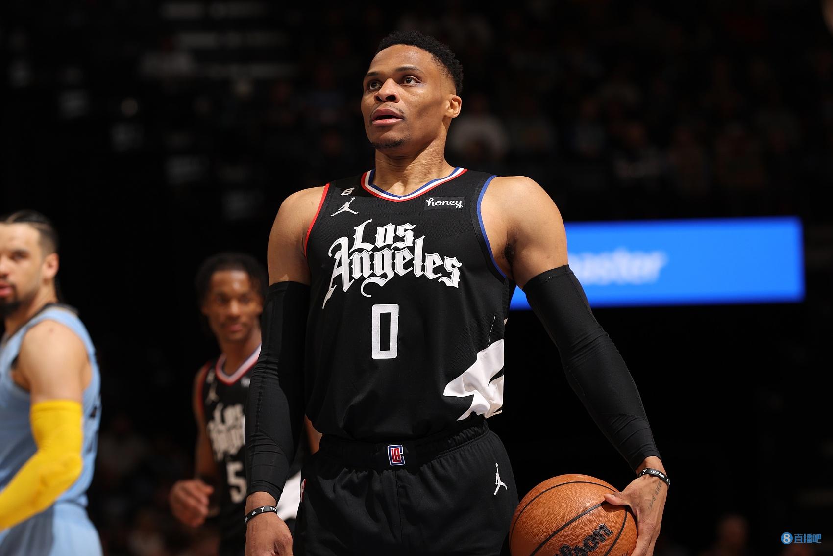 发飙是双线大赢家！王刚情商引热议 塞帅坐实讨薪！前大连双星都成冠军了（双线登顶成最大赢家！王刚高情商出圈，塞帅讨薪坐实，昔日大连双星齐捧杯）